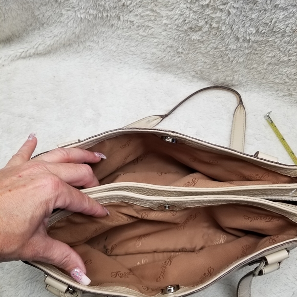 Fossil Cream leather shoulder bag - Picture 6 of 16